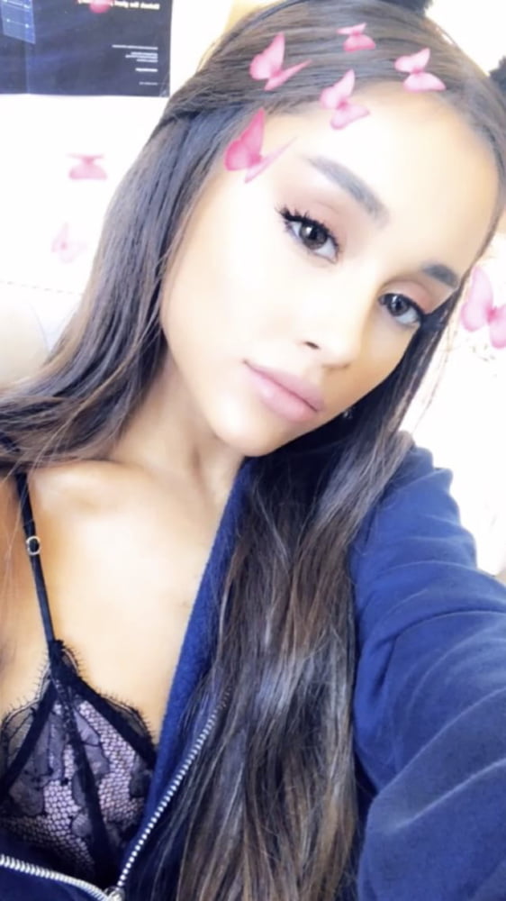 Ariana grande il vero volto della regina ari #2
 #99819450