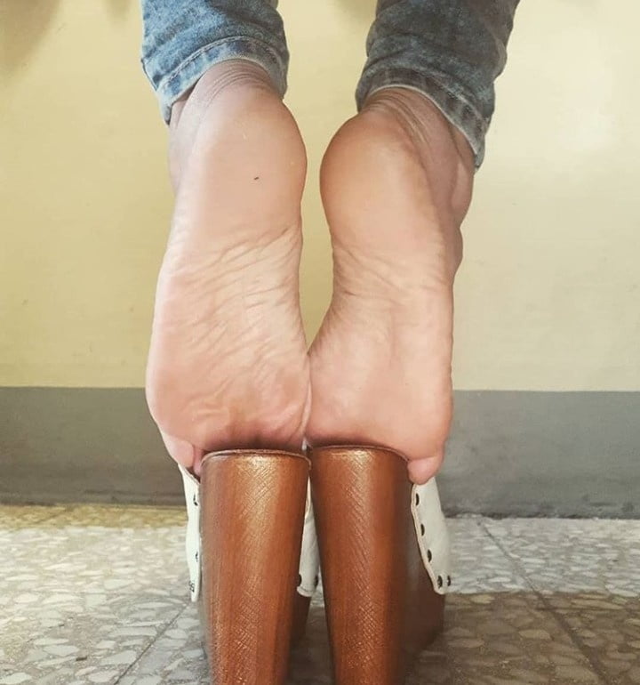 Piedi da sborra 10 #90747113