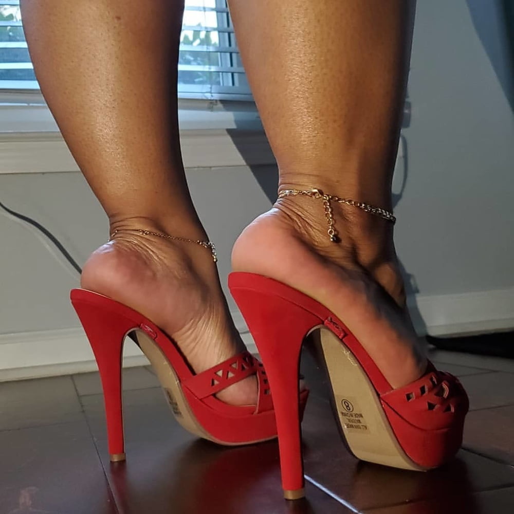 Piedi da sborra 10 #90747242