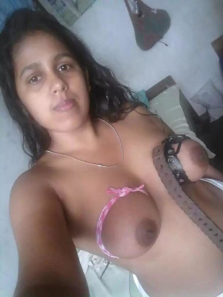 Nackte tamilische desi indische Frau
 #91643143