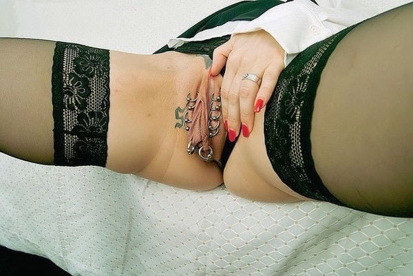 サロペットのパーシング
 #91475943