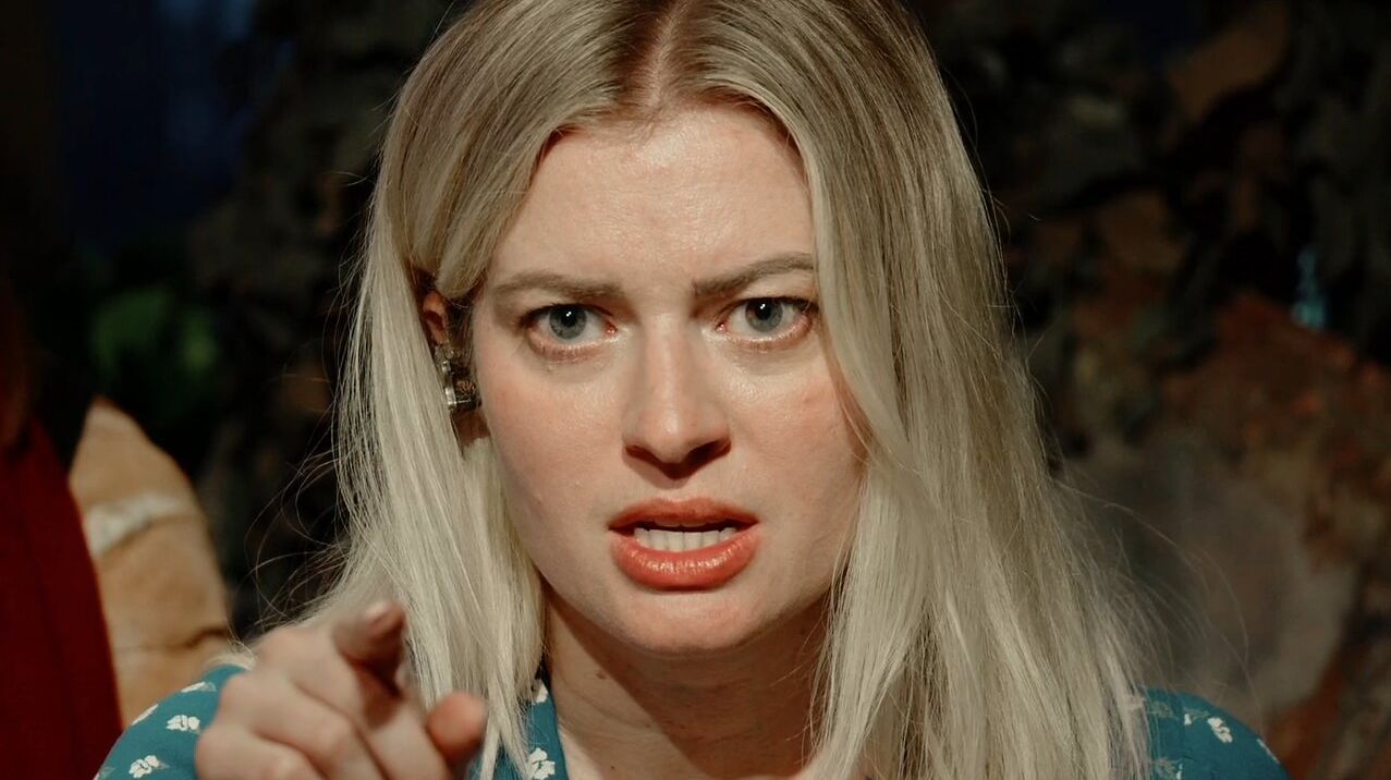 Elyse Willems desnuda #109631721