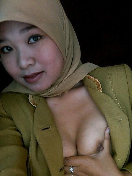 Asian hijab indo jilbab malay tudung #100762972
