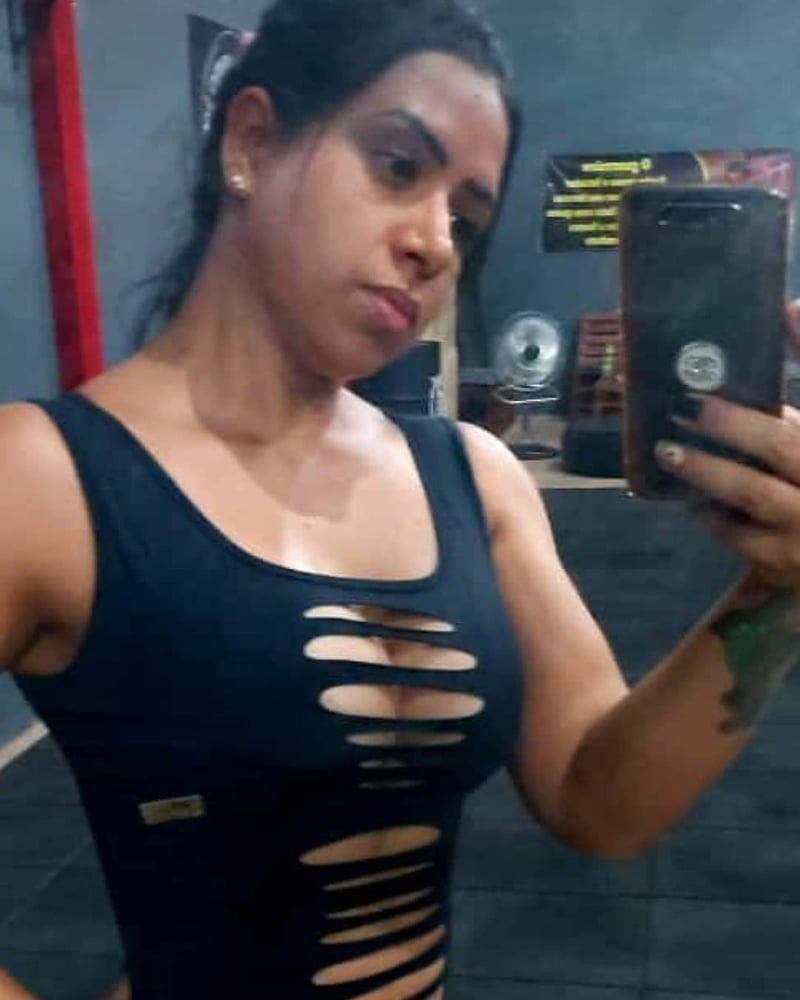 Michelle coroa nos treinos
 #94662655