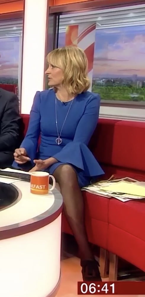 ルイーズ・ミンチン - 驚異的な脚を持つセクシーな英国のニュースリーダー
 #90726952