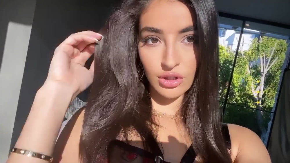 Höchste Pornostar-Favoriten
 #85345843