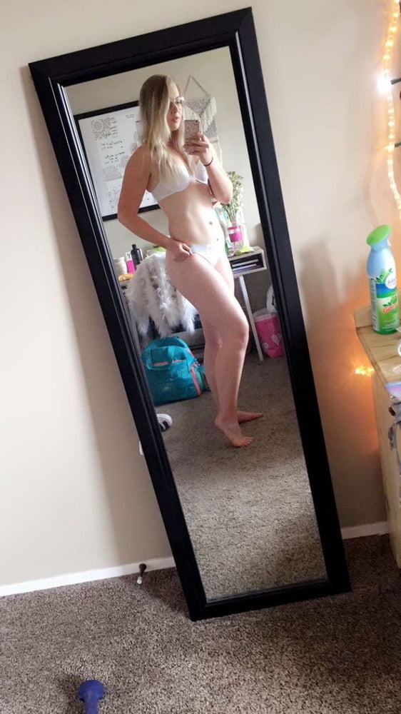 Nackte Amateur-Bilder
 #101686301