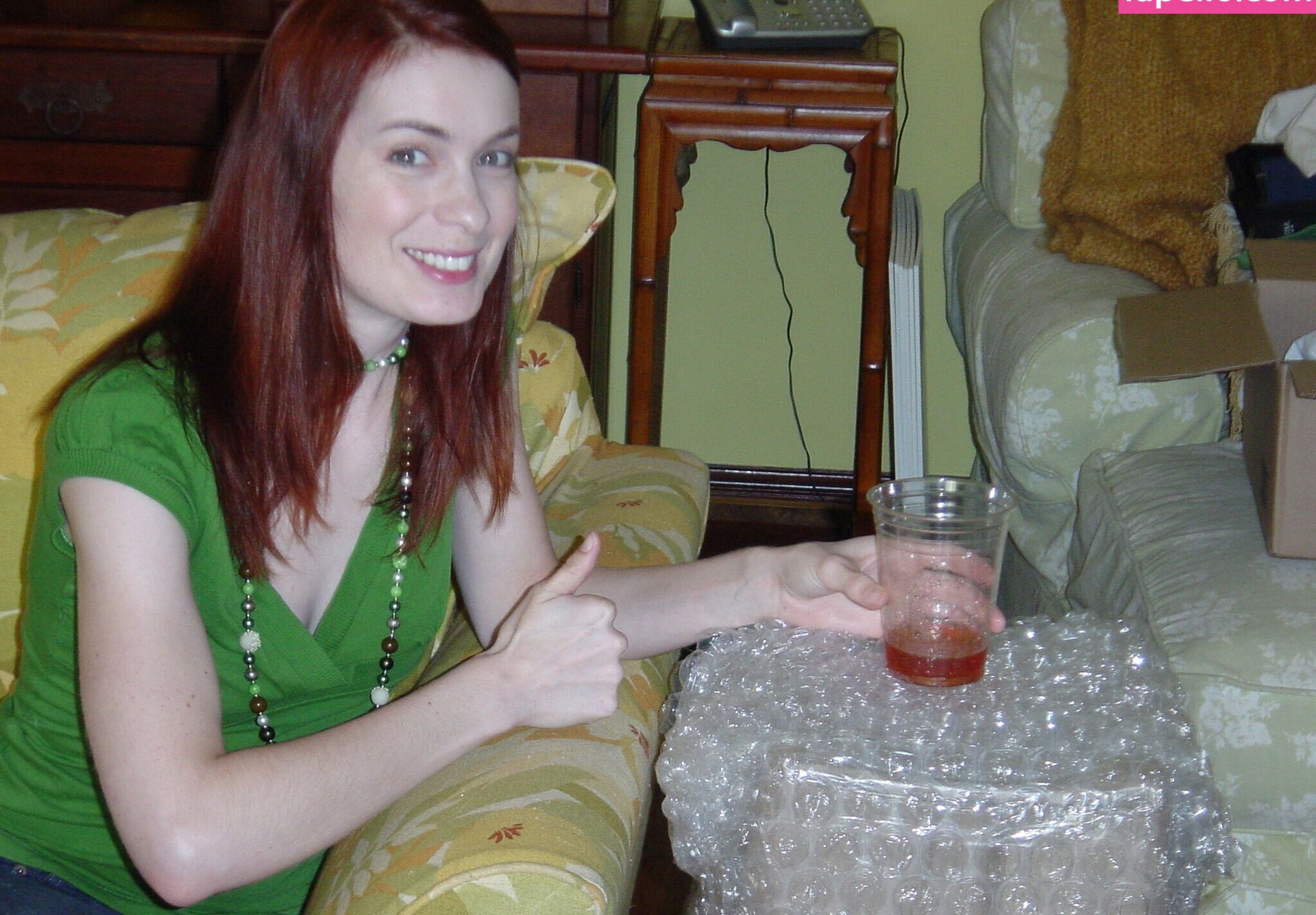 Felicia Day nude #108823251