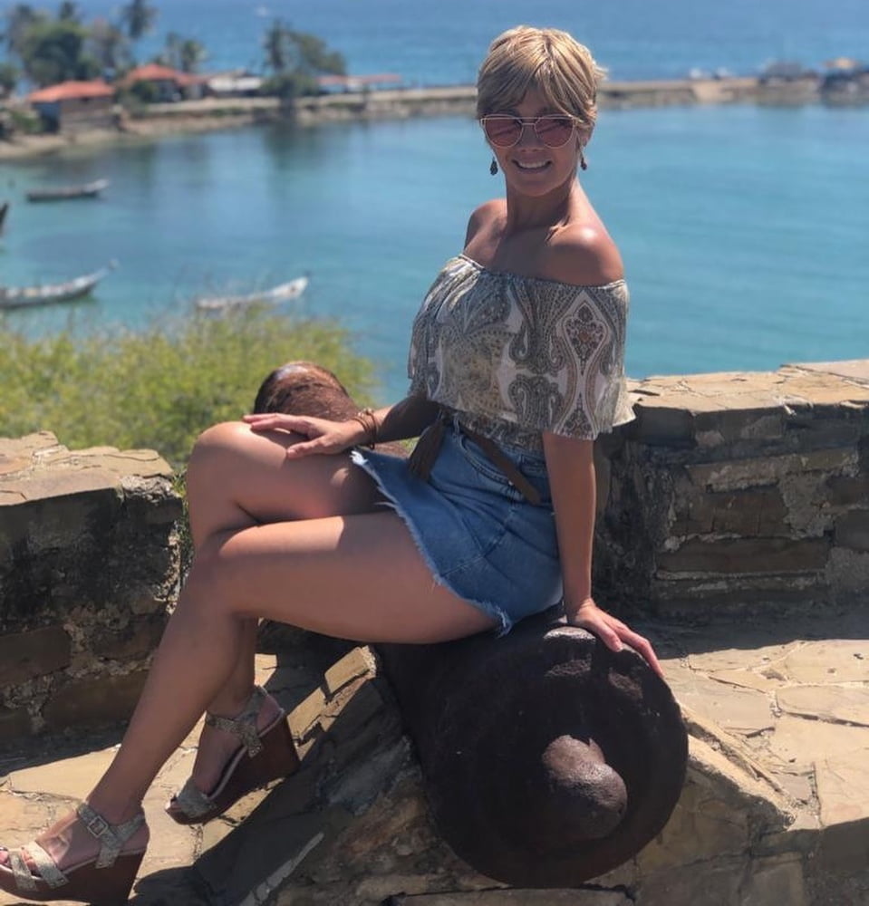 Syper heiße Milf
 #81185591