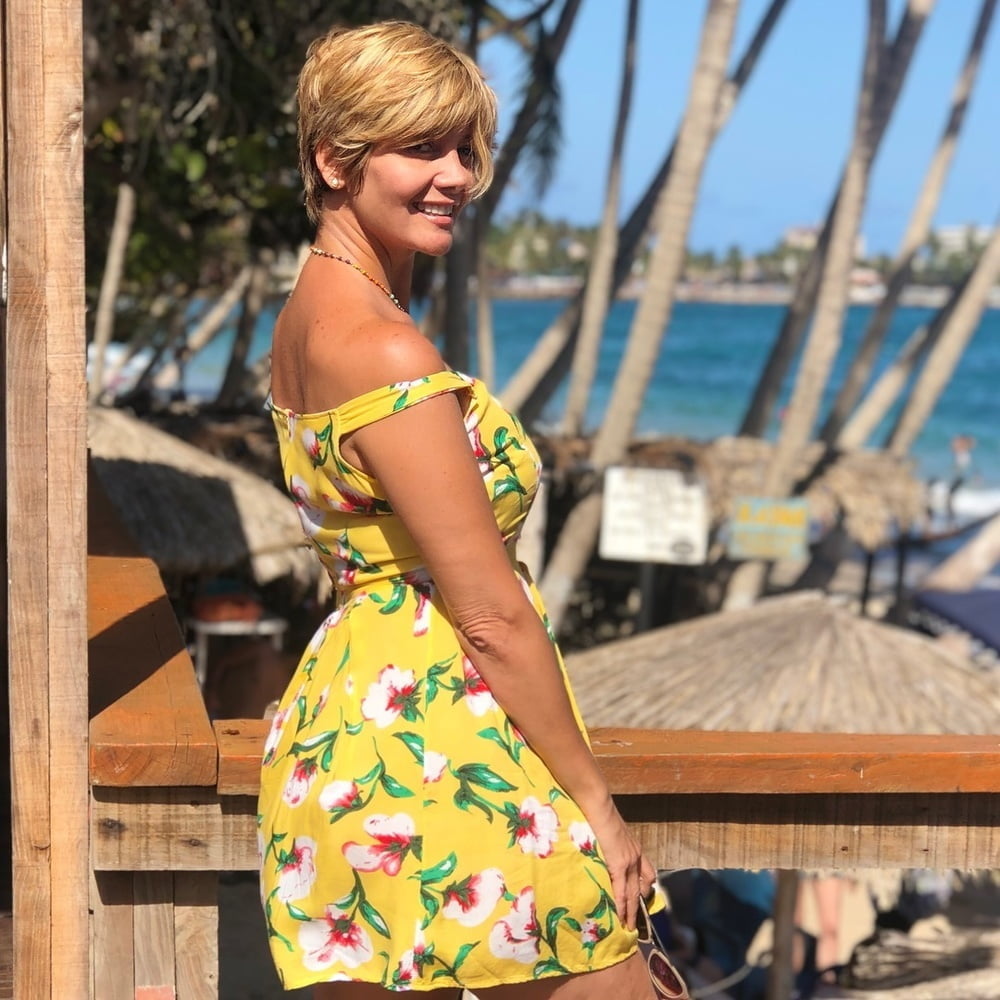 Syper heiße Milf
 #81185618