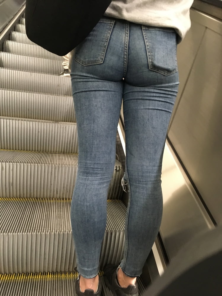 Mezcla de culo creeps
 #94144594