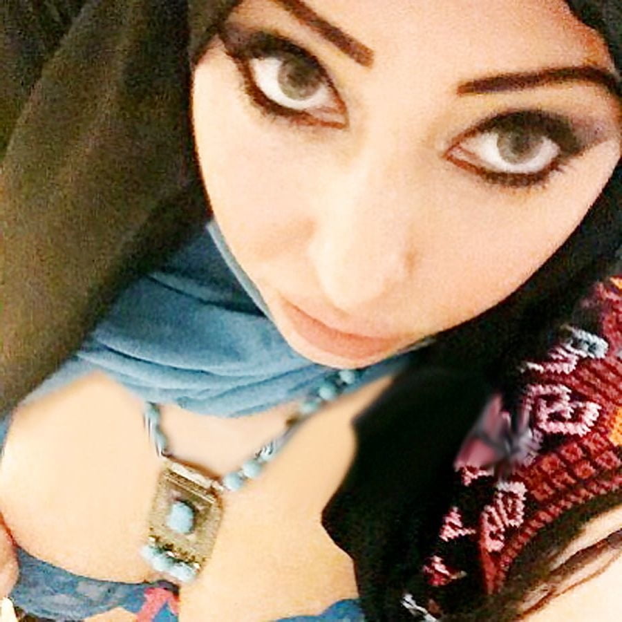 Sexiest pakistani hijabis arabs indians bengali mix
 #101303542