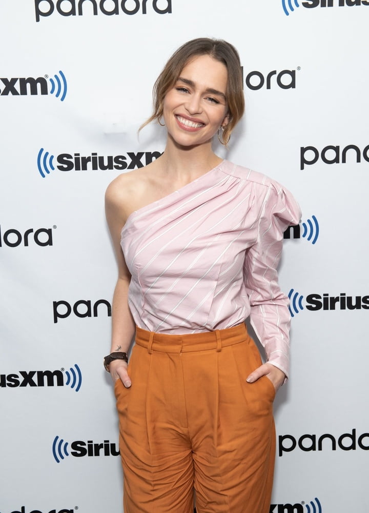 Emilia Clarke will give you the night of your life! #90490592