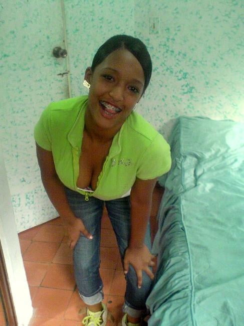 Esposas dominicanas putas
 #105480087