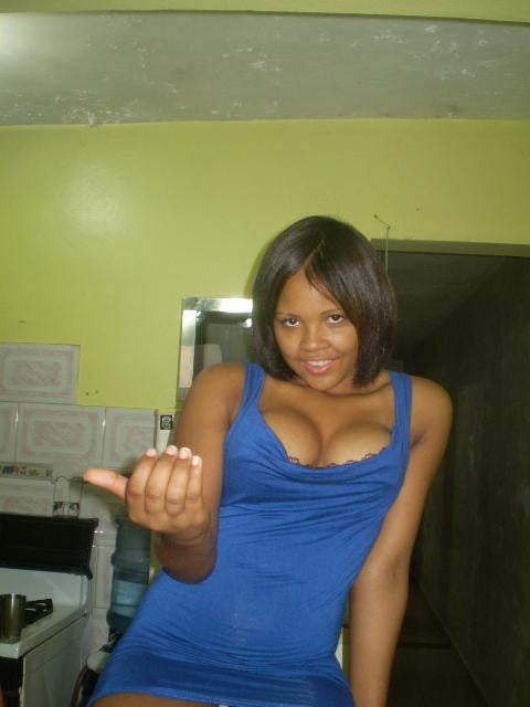 Esposas dominicanas putas
 #105480242