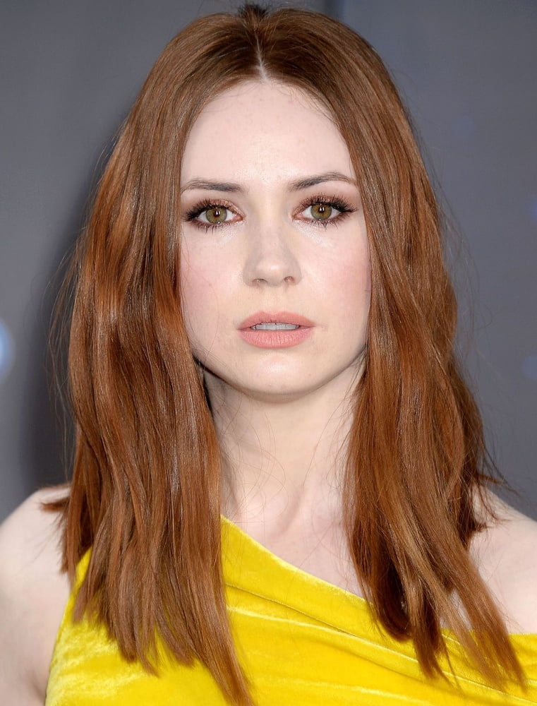 Splendida e sexy karen gillan
 #96739321