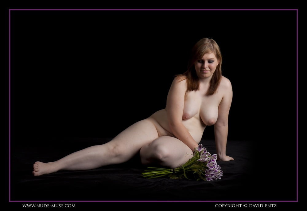 All Sizes, All Sexy - Vogue (Strike A Pose) (pics) #97816943