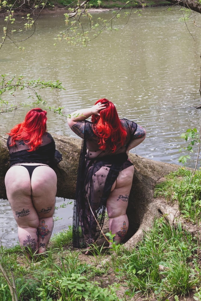 Hoodyman ssbbw 280 : gros cochons sexy exposés 2020.
 #103221595