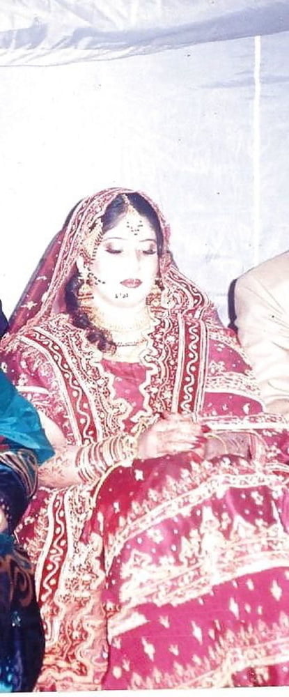 Indische neu verheiratete muslimische Frau
 #80745664