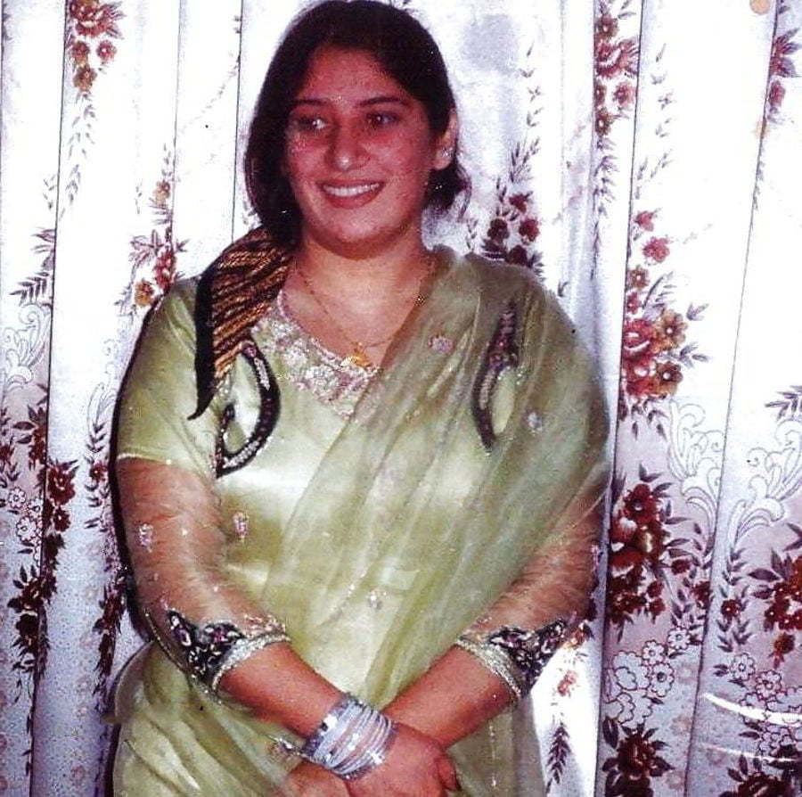 Indische neu verheiratete muslimische Frau
 #80745670