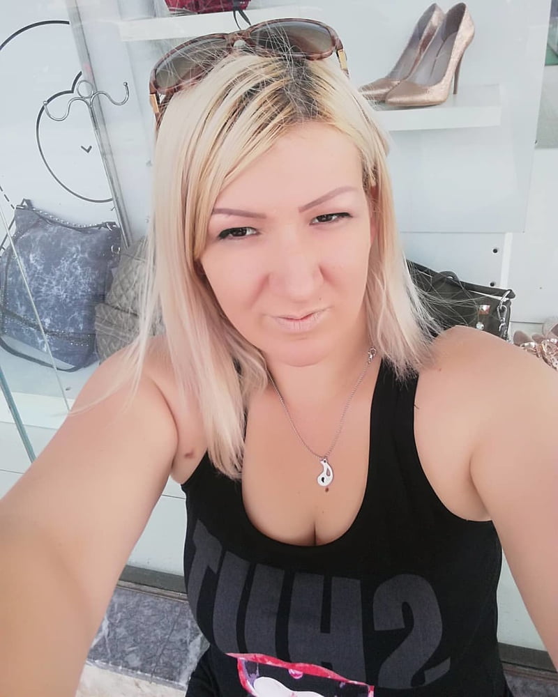 Serbian beautiful blonde milf big natural tits Sanja Matovic #93532300