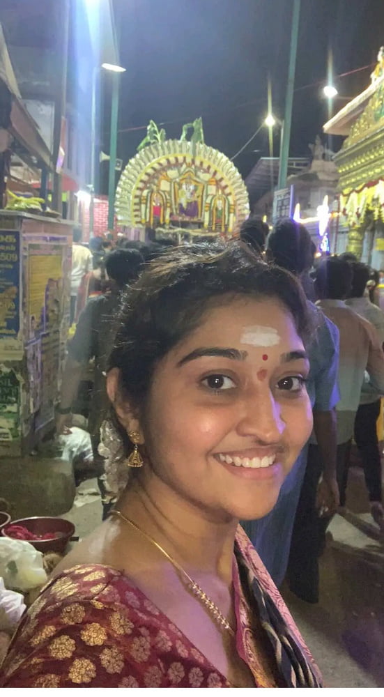 タミルのセクシーおばさん 2020
 #105259800