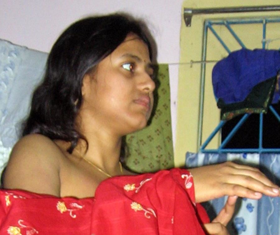 amazing aunty #91586379