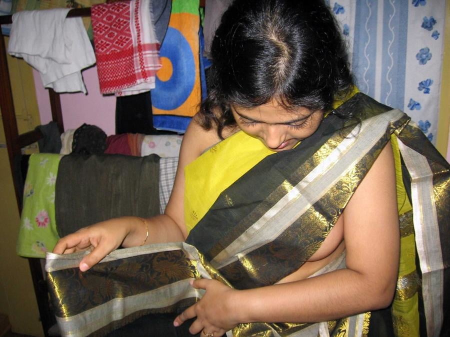 amazing aunty #91586418