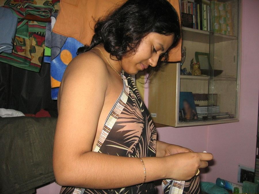 amazing aunty #91586421