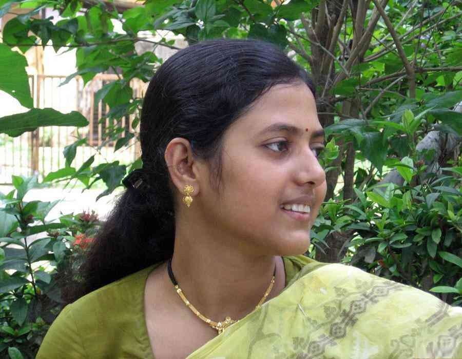 amazing aunty #91586472