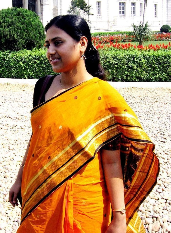 amazing aunty #91586526