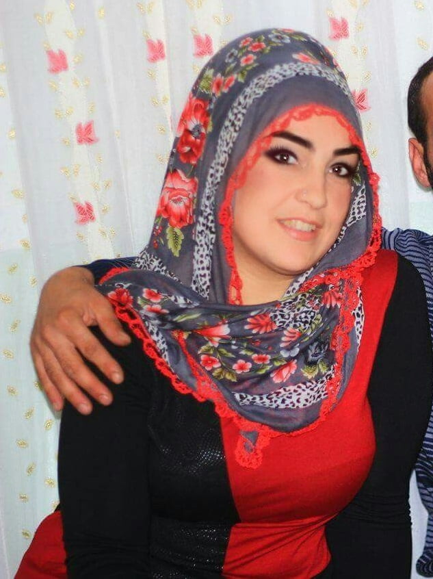 セクシーな若いクルド人女性 #89907662