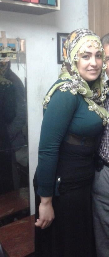 セクシーな若いクルド人女性 #89907671