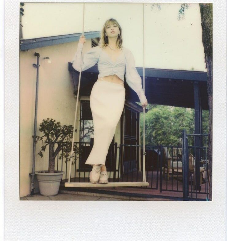 Emily Rudd nude #109330668