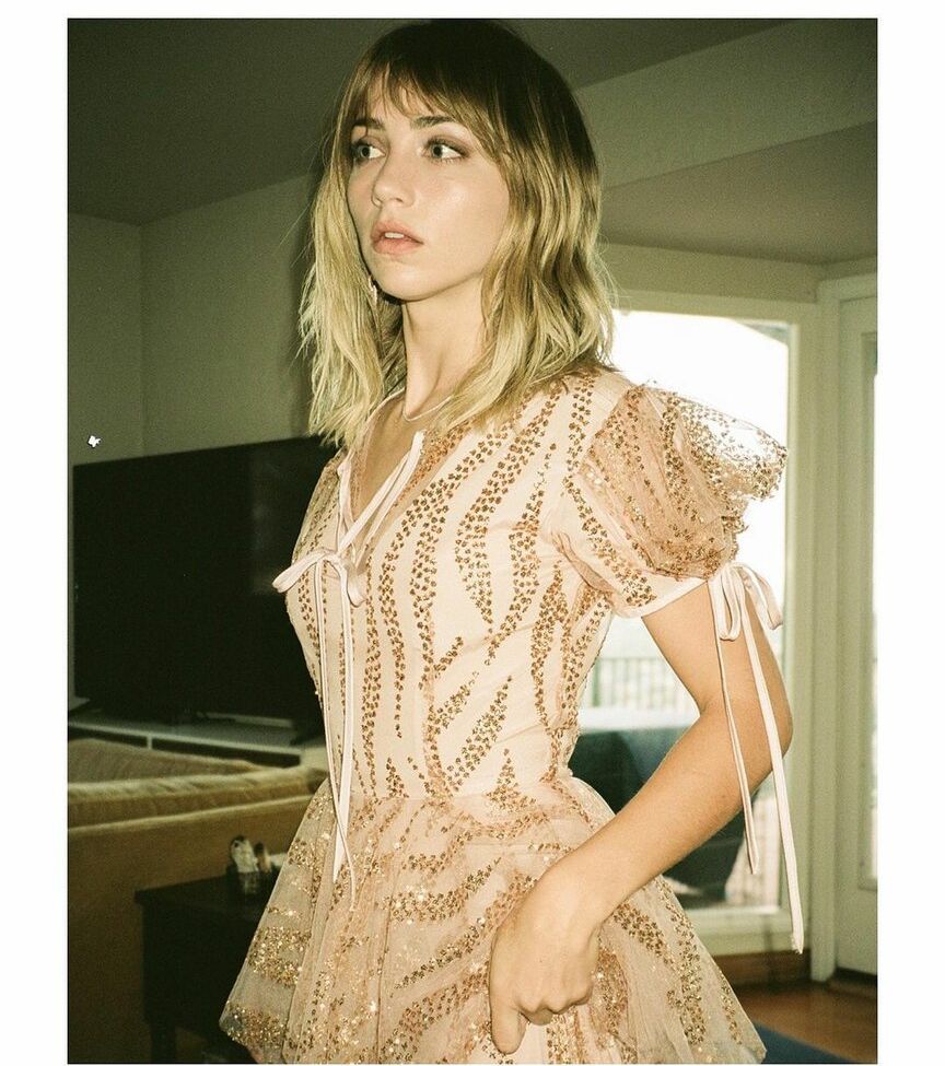 Emily Rudd nude #109330704