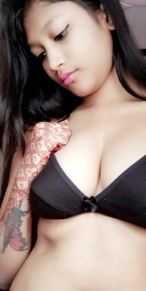 indian ex gf nude topless handbra leaked pics , monika arora #97261793
