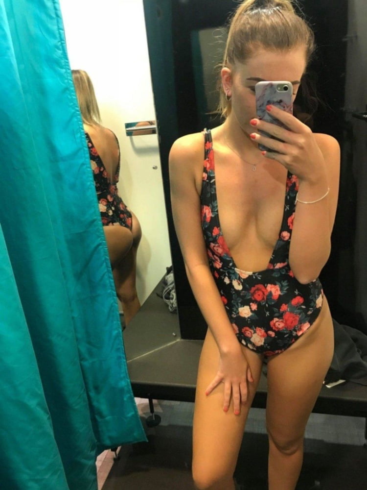 露出した妻たち 18
 #93000053