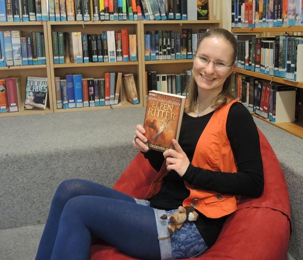 露出した妻たち 18
 #93000091