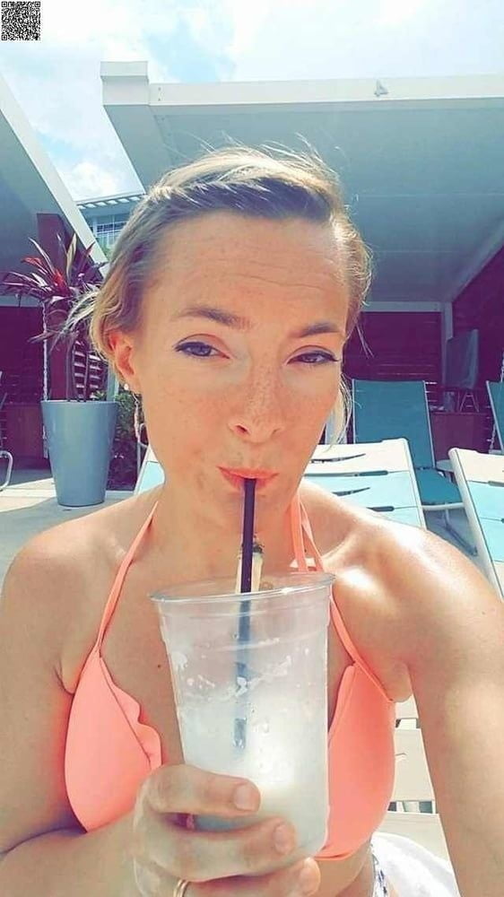 露出した妻たち 18
 #93000113