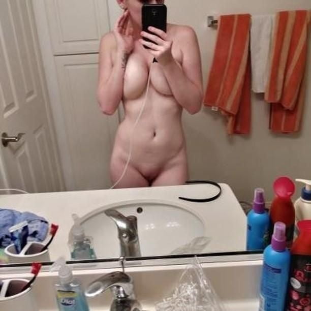 露出した妻たち 18
 #93000118