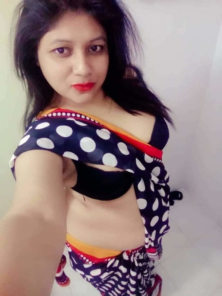 Beautiful Sexy Bengali Wife Nude Pics #80928507