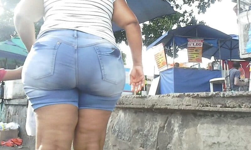 淫乱な女
 #106296946