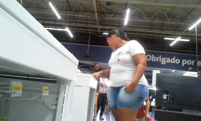 淫乱な女
 #106296970