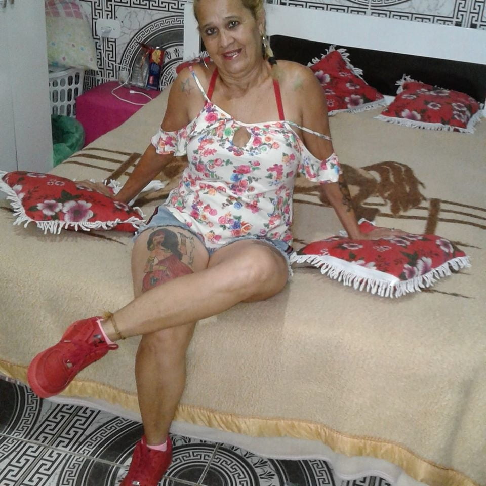 Sonia mayer matura granny madura vagina grande
 #98039699