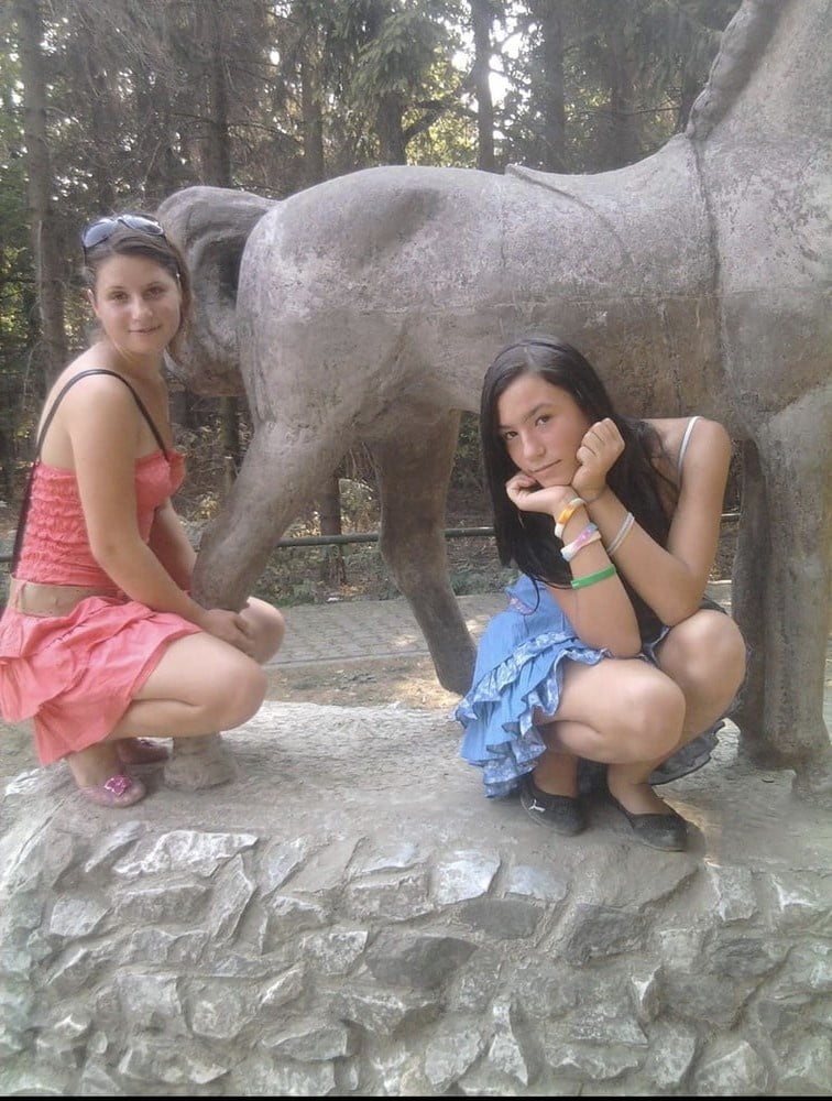 Nos ami(e)s - Our friends #95875178