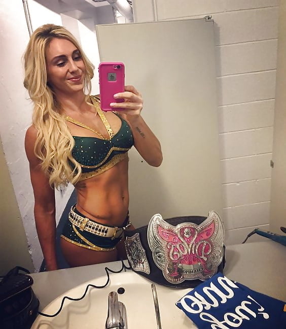 WWE Charlotte Flair #102798966