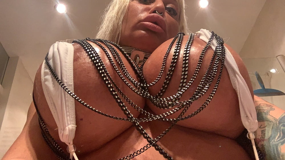 Random sexy pics 2
 #103950883