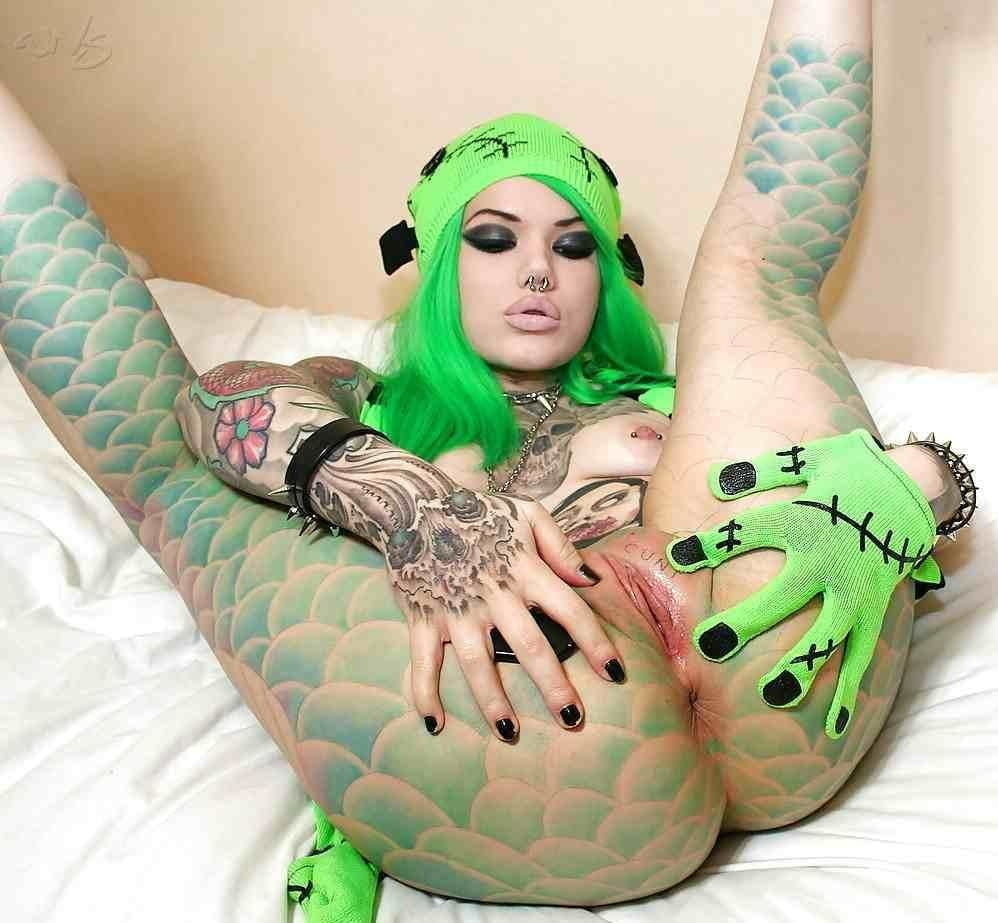 Spread em please #92834693