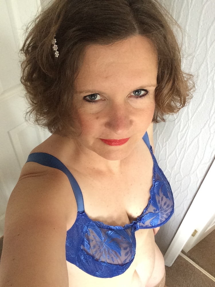 Exposed sexy slut paula from staffordshire 48 yrs old
 #104050735