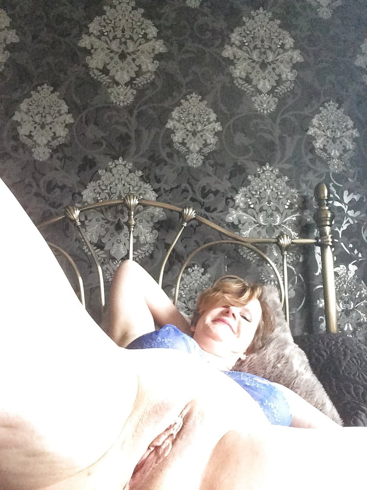 Exposed sexy slut paula from staffordshire 48 yrs old
 #104050762